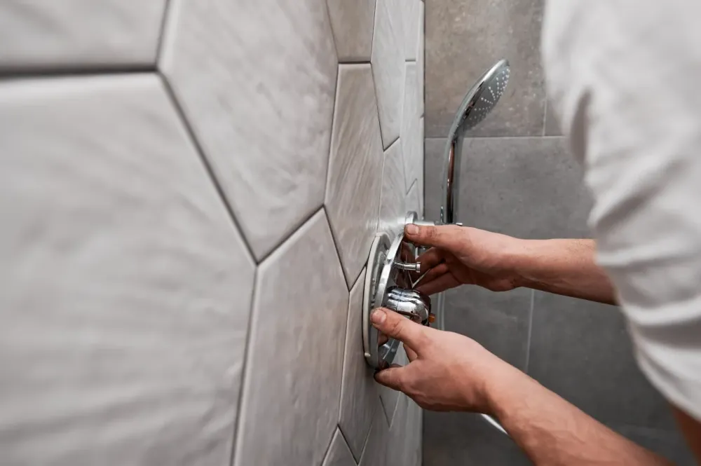 Installation sanitaire près de Jonage